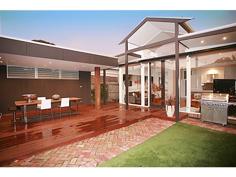 30 Loch Street, East Geelong VIC 3219