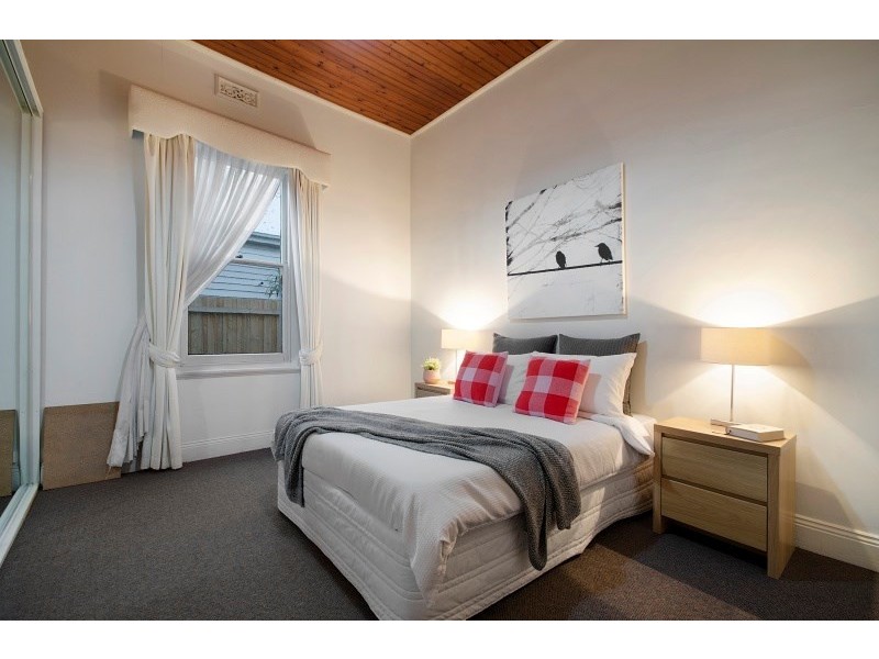 10 Walker Street, Rippleside VIC 3215