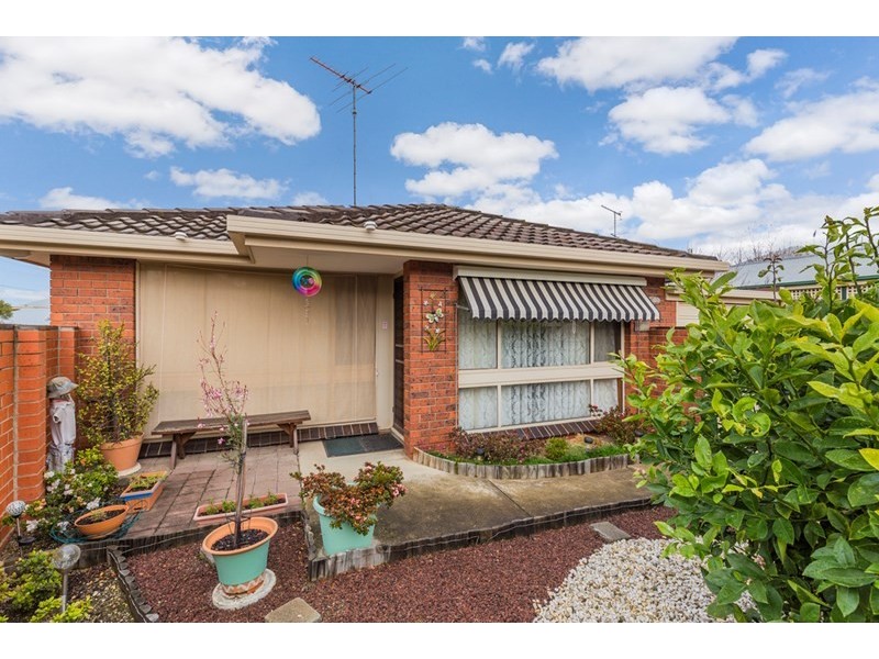 1/49 Mervyn Street, Newtown VIC 3220