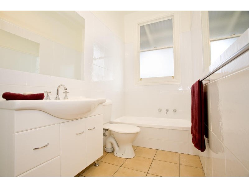 310 Pakington Street, Newtown VIC 3220