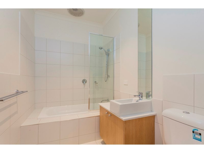 12/54 Percy Street, Newtown VIC 3220