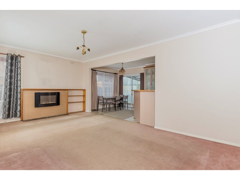 2 Raymond Grove, Corio VIC 3214
