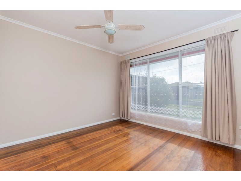 2 Raymond Grove, Corio VIC 3214