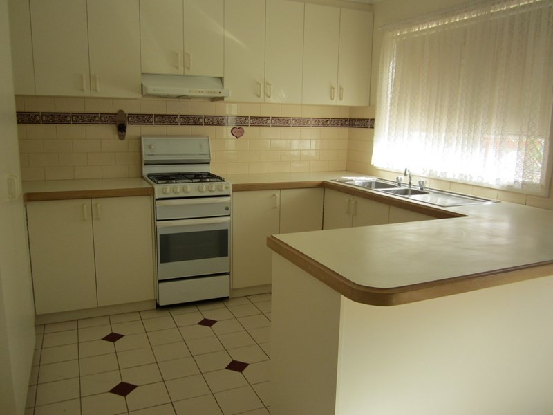 6 Woorayl Street, Hamlyn Heights VIC 3215