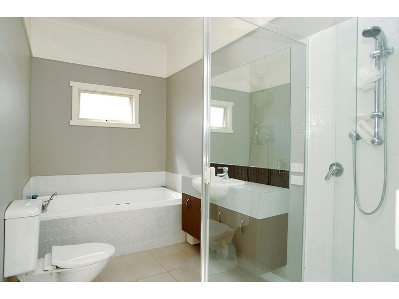 29 Loch Street, East Geelong VIC 3219