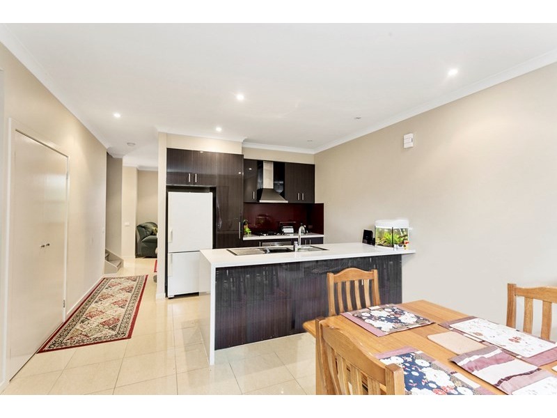 8/100-108 West Fyans Street, Newtown VIC 3220