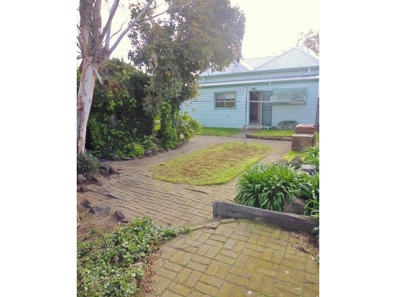 27 Darling Street, East Geelong VIC 3219