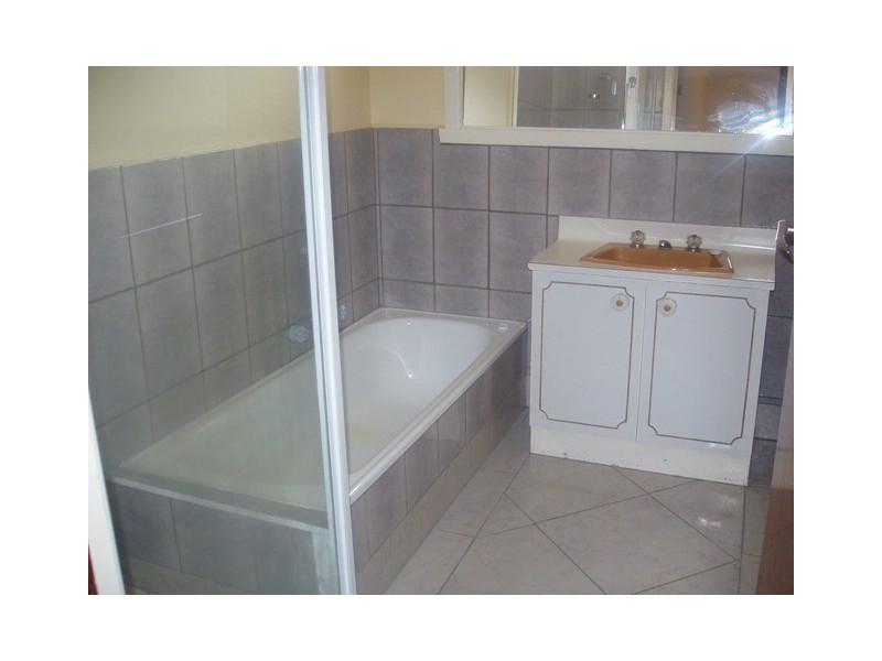 62 Ernest Street, Bell Post Hill VIC 3215