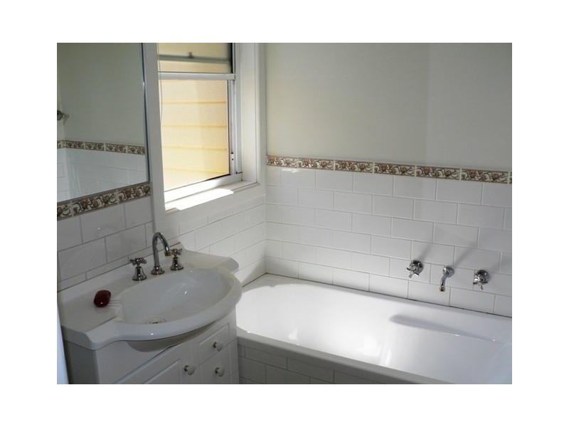 2 Rotherham Street, Belmont VIC 3216