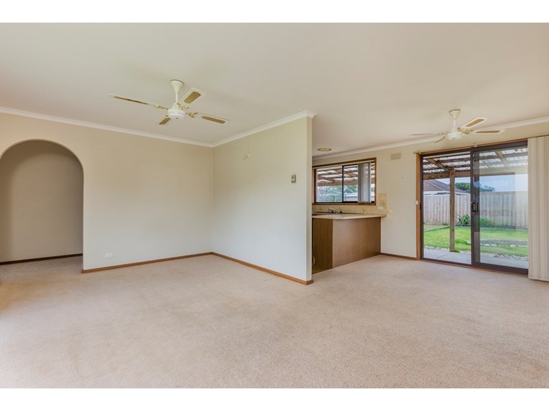 6 Moreland Avenue, Corio VIC 3214