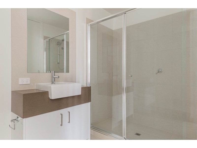 304/8-10 McLarty Place, Geelong VIC 3220