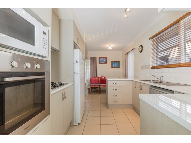 10 Fiona Avenue, Corio VIC 3214