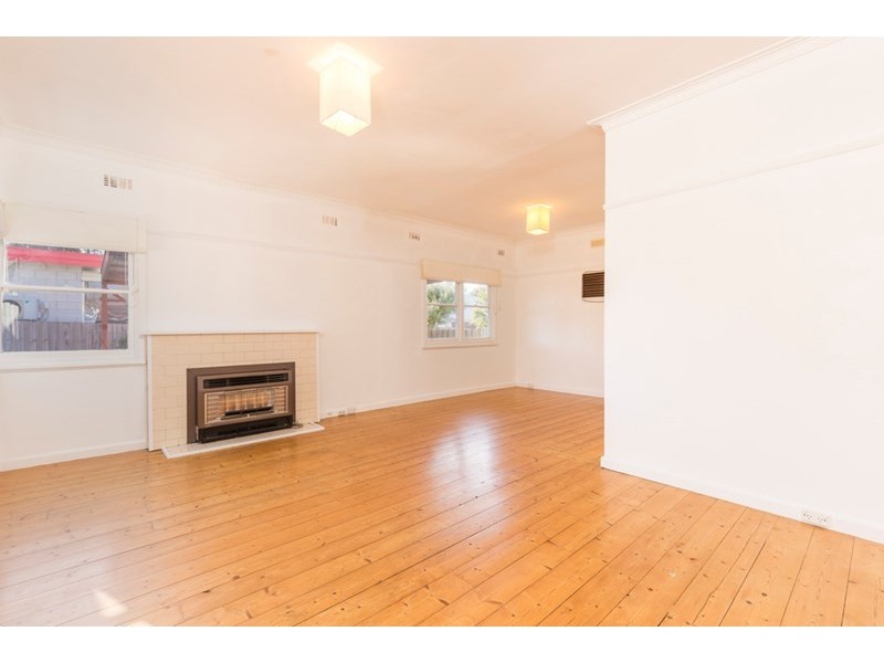 306 Torquay Road, Grovedale VIC 3216