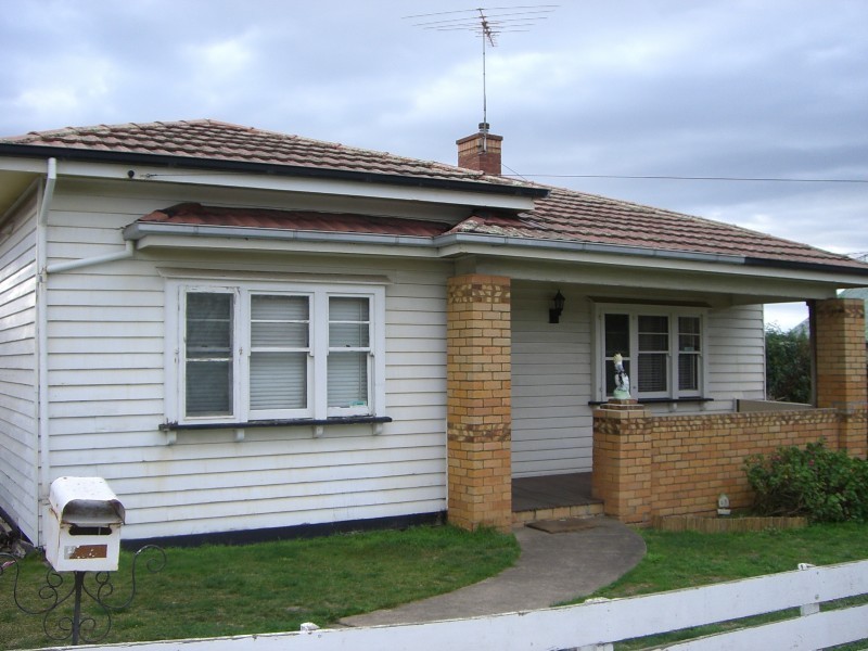 14 Regent Street, Belmont VIC 3216