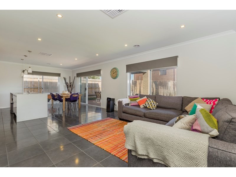 64-66 Diaz Drive, Grovedale VIC 3216