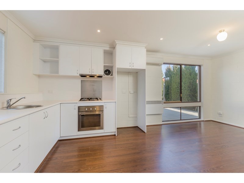 1/30 Albert Street, Geelong West VIC 3218