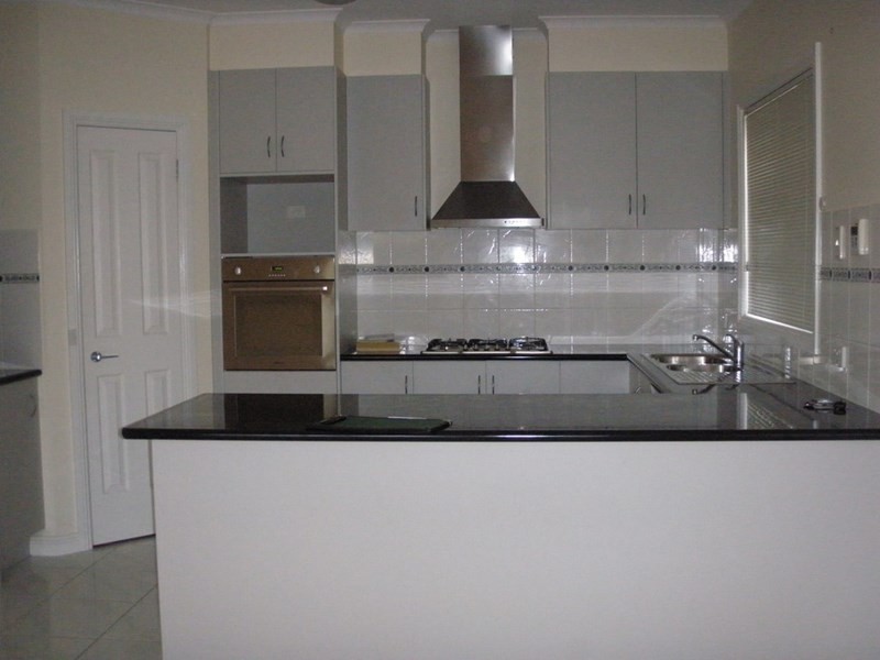 1/10 Beulah Street, Hamlyn Heights VIC 3215