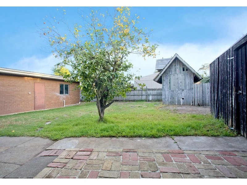 16 Buangor Street, Corio VIC 3214