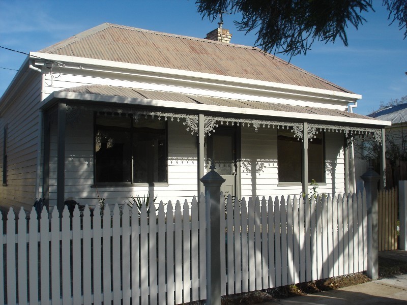 31 Waratah Street, Geelong West VIC 3218