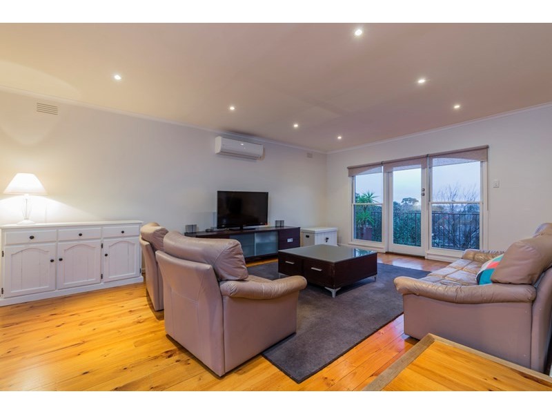 47 Culzean Crescent, Highton VIC 3216