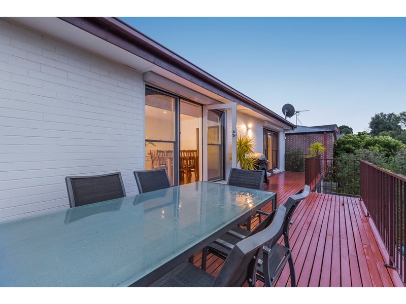 47 Culzean Crescent, Highton VIC 3216