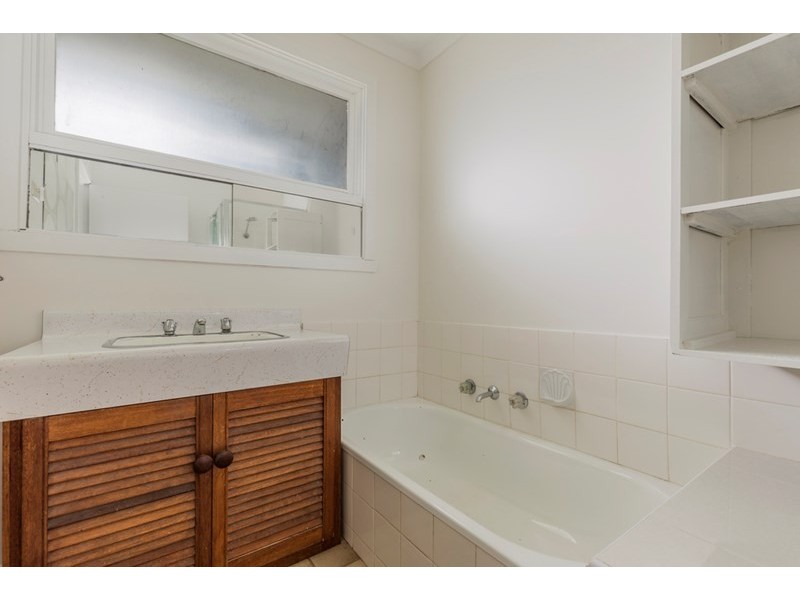 253 Scenic Road, Highton VIC 3216