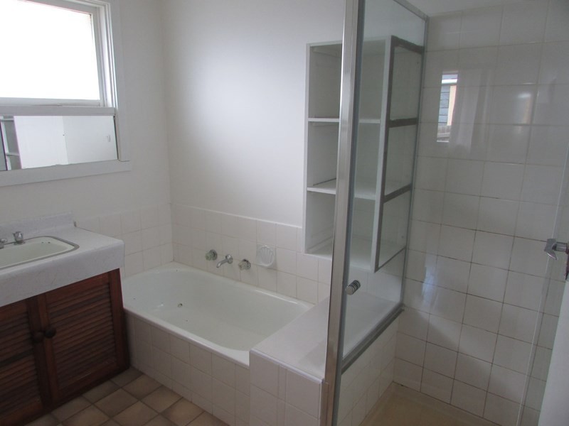 253 Scenic Road, Highton VIC 3216