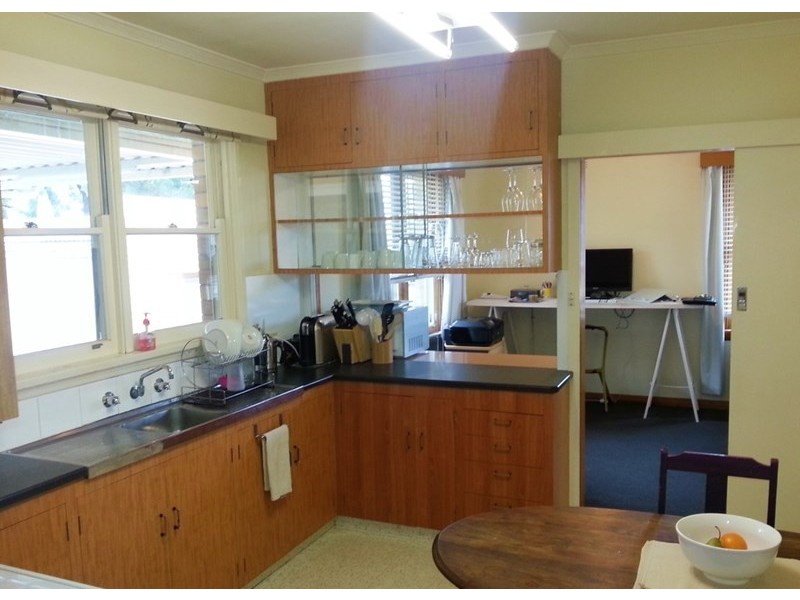 32 Cuthbert Avenue, Highton VIC 3216