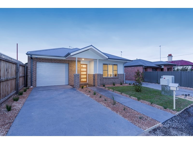 1/24 Clarence Street, Geelong West VIC 3218