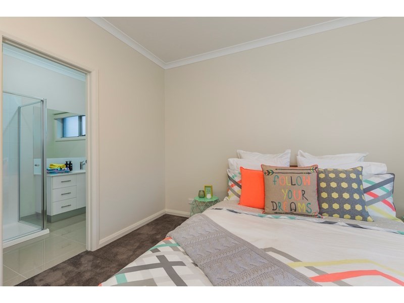 1/24 Clarence Street, Geelong West VIC 3218