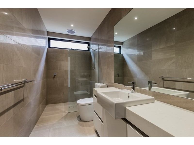 8/12-14 Balcombe Road, Newtown VIC 3220