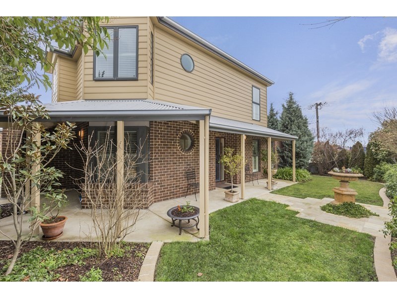 26 Malvern Grove, Manifold Heights VIC 3218