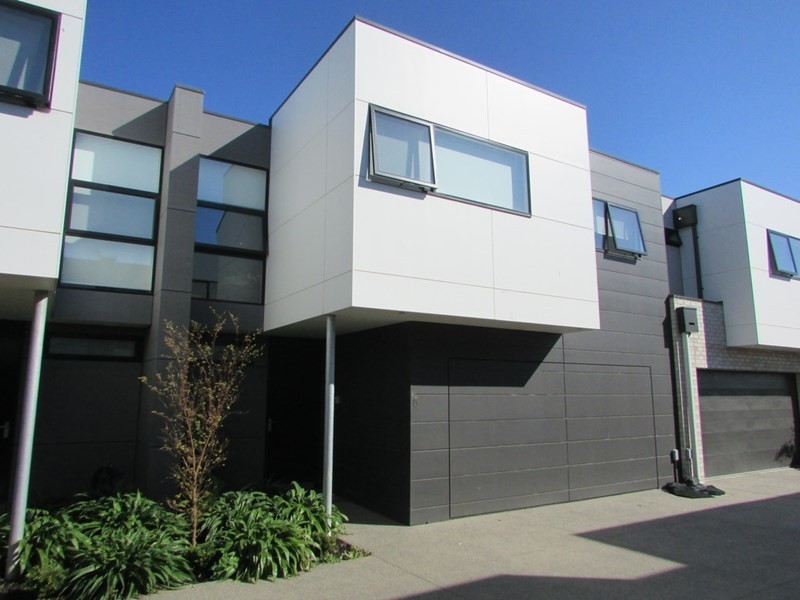 6/113-115 Albert Street, Geelong West VIC 3218