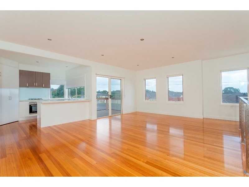 1/4 Marcus Street, Highton VIC 3216