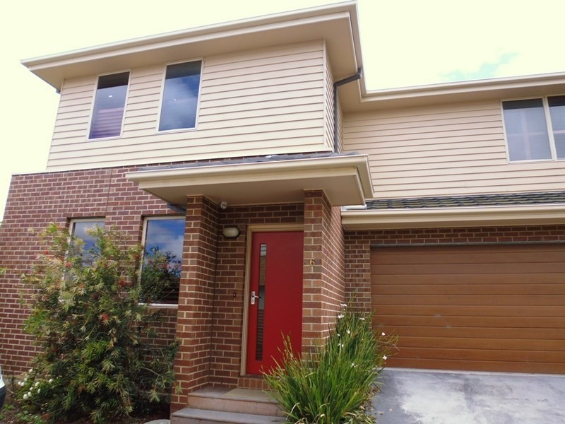 6/100-108 West Fyans Street, Newtown VIC 3220