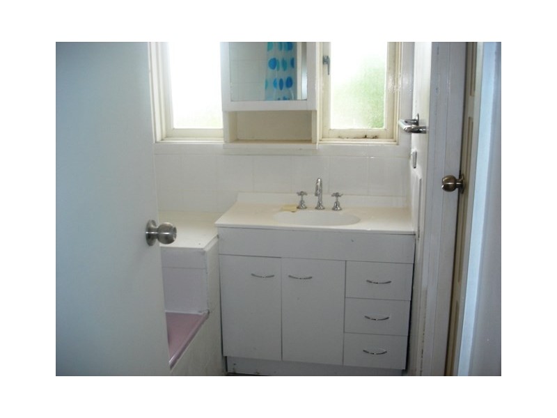 2 Orchid Street, Norlane VIC 3214