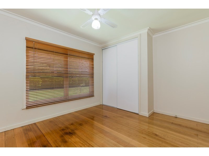 27 Highview Parade, Hamlyn Heights VIC 3215