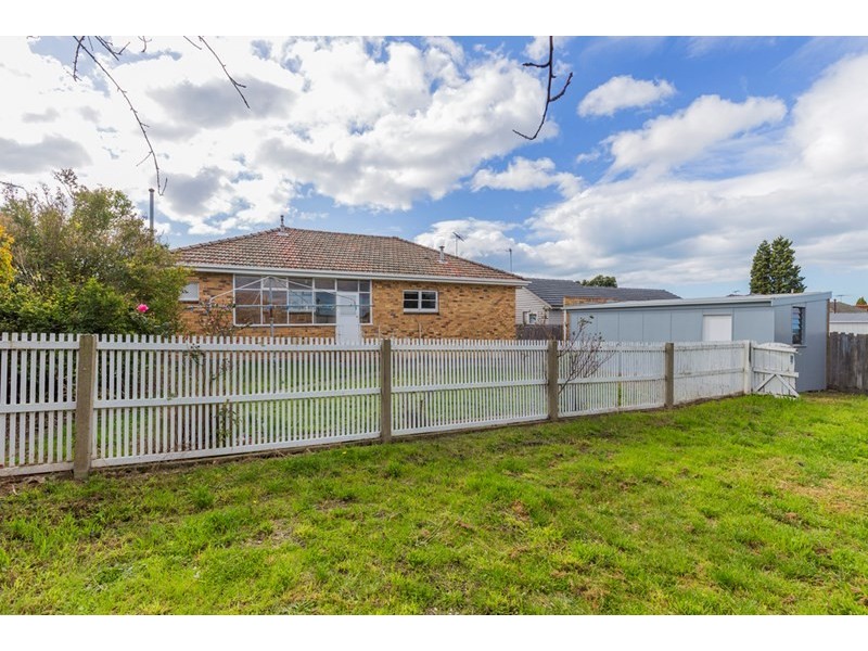 12 Bellarine Highway, Newcomb VIC 3219