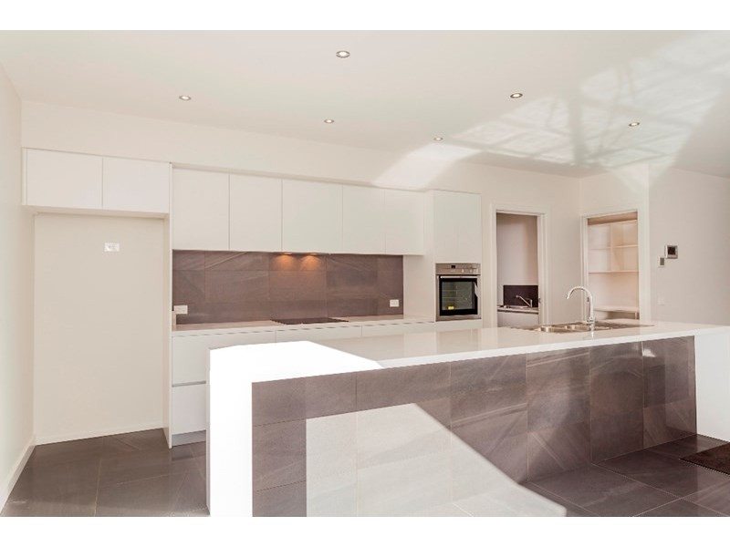 25/12-14 Balcombe Road, Newtown VIC 3220