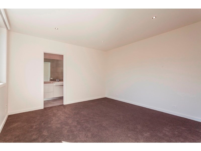 25/12-14 Balcombe Road, Newtown VIC 3220