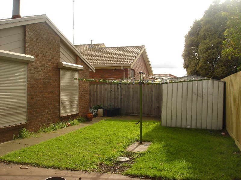 16 Corangamite Drive, Corio VIC 3214