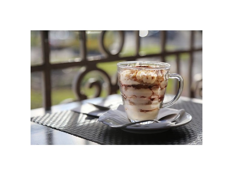 2/260 Roslyn Road, Highton VIC 3216