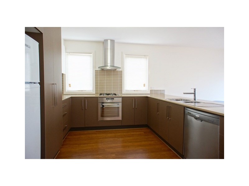 2/8 Mount Pleasant Road, Belmont VIC 3216