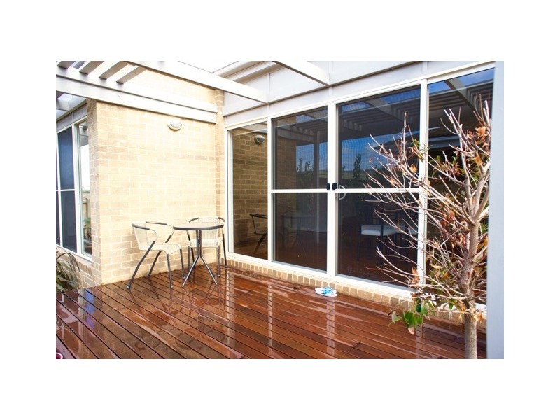 2/8 Mount Pleasant Road, Belmont VIC 3216