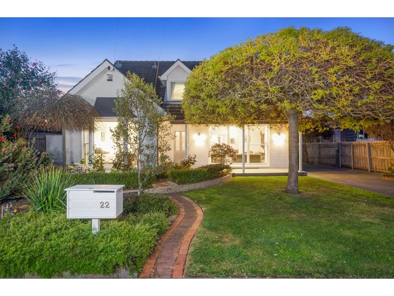 22 Forfar Road, Hamlyn Heights VIC 3215