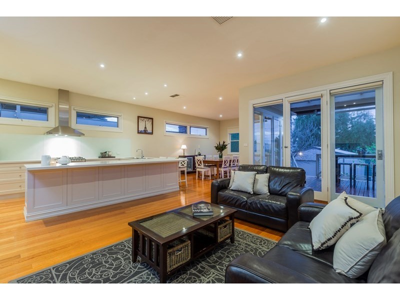 16 McKillop Street, Geelong VIC 3220