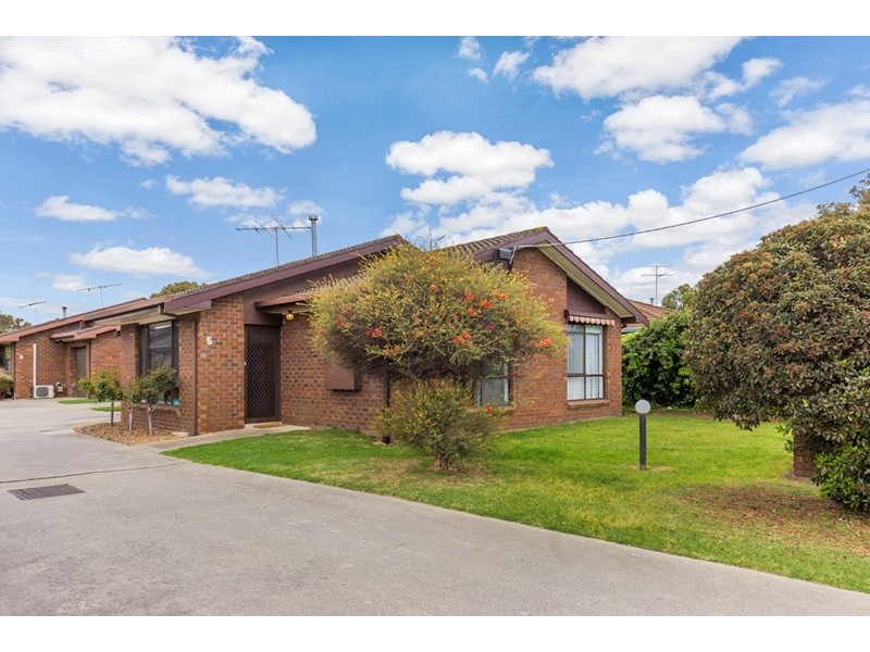 5/1 Helms Street, Newcomb VIC 3219