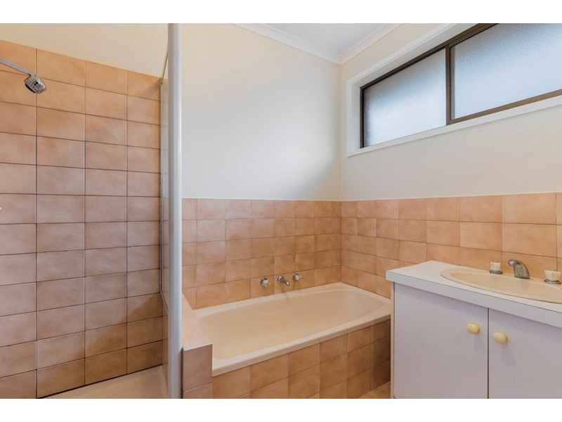 5/1 Helms Street, Newcomb VIC 3219