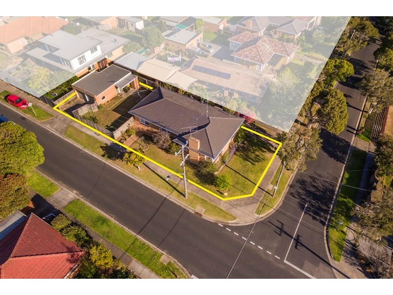 61 Iona Avenue, Belmont VIC 3216