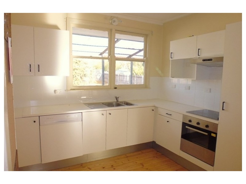 2 Kookaburra Court, Norlane VIC 3214